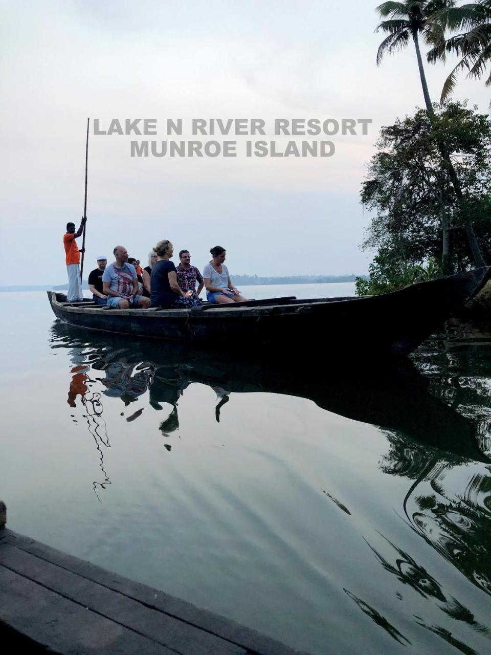 Lake N River Resort Munroe Island Mundrothuruth Dış mekan fotoğraf